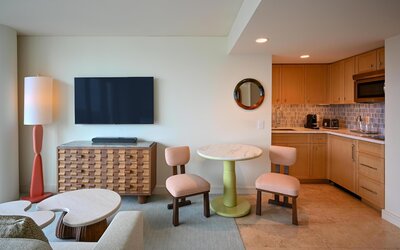 Ka Laʻi Waikiki Beach, LXR Hotels & Resorts
