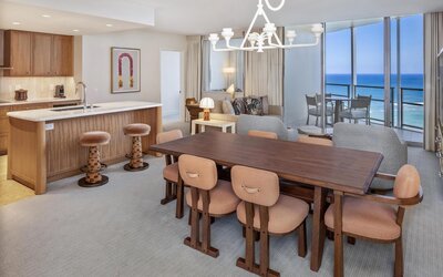 Ka Laʻi Waikiki Beach, LXR Hotels & Resorts
