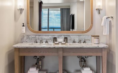 Ka Laʻi Waikiki Beach, LXR Hotels & Resorts