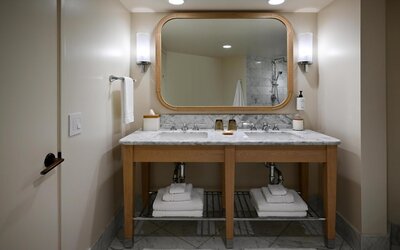 Ka Laʻi Waikiki Beach, LXR Hotels & Resorts