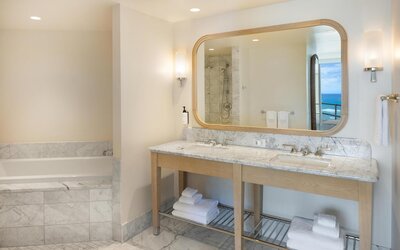 Ka Laʻi Waikiki Beach, LXR Hotels & Resorts