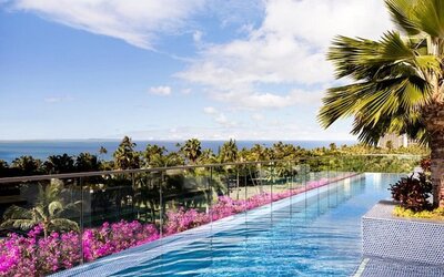 Ka Laʻi Waikiki Beach, LXR Hotels & Resorts