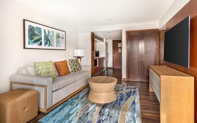 Hilton Grand Vacations Club Hokulani Waikiki Honolulu