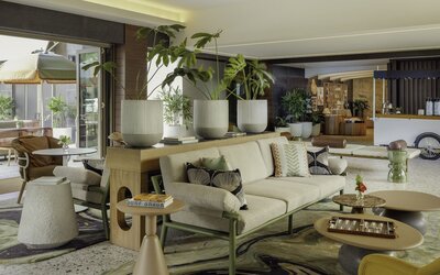 The Ambassador Hotel of Waikiki, Tapestry Collection by Hilton