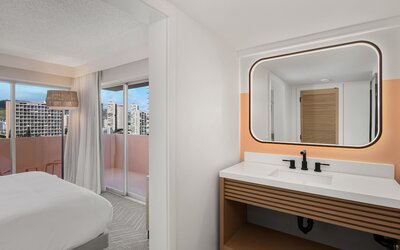 The Ambassador Hotel of Waikiki, Tapestry Collection by Hilton