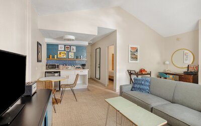 White Sands Hotel