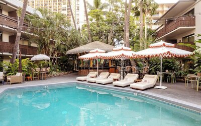 White Sands Hotel