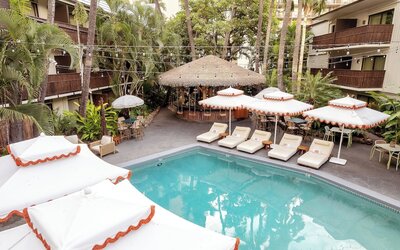 White Sands Hotel