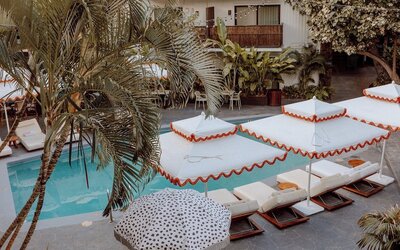 White Sands Hotel