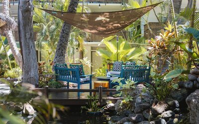 White Sands Hotel