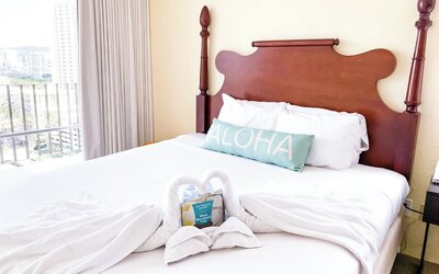 Ohia Waikiki Studio Suites