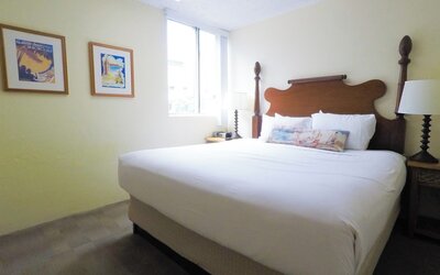 Ohia Waikiki Studio Suites