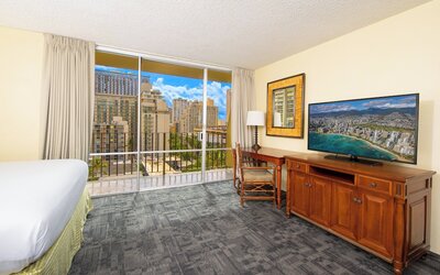 Ohia Waikiki Studio Suites