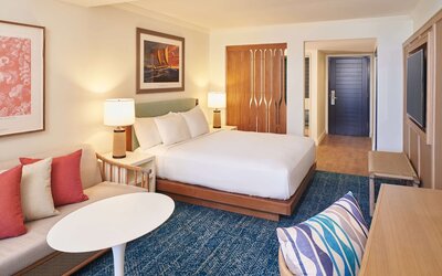 OUTRIGGER Reef Waikiki Beach Resort