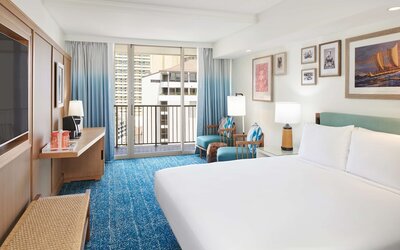 OUTRIGGER Reef Waikiki Beach Resort