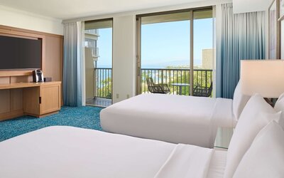 OUTRIGGER Reef Waikiki Beach Resort