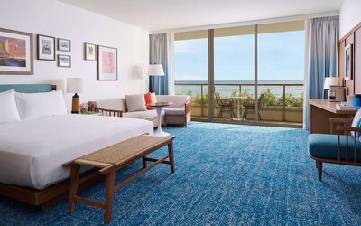 OUTRIGGER Reef Waikiki Beach Resort