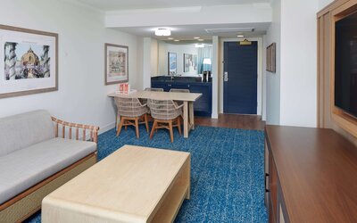 OUTRIGGER Reef Waikiki Beach Resort