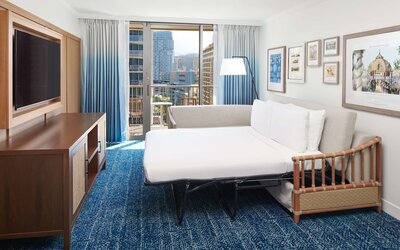 OUTRIGGER Reef Waikiki Beach Resort
