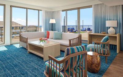 OUTRIGGER Reef Waikiki Beach Resort