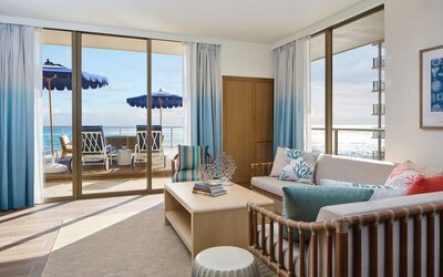 OUTRIGGER Reef Waikiki Beach Resort