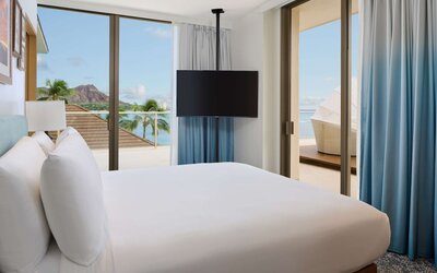 OUTRIGGER Reef Waikiki Beach Resort