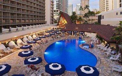OUTRIGGER Reef Waikiki Beach Resort