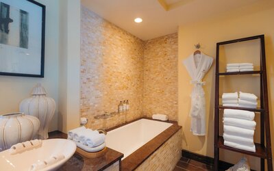 The Kahala Hotel & Resort