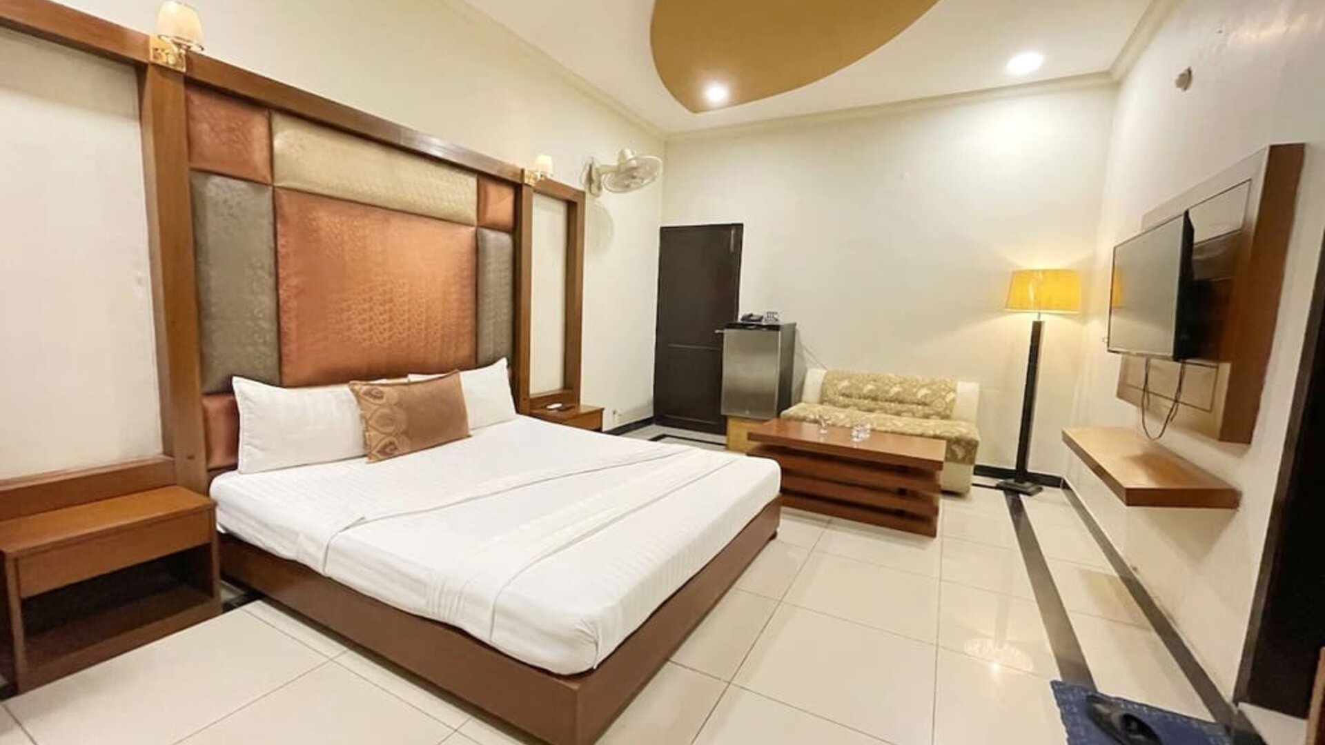 The Grand Hotel Multan