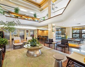 Luana Waikiki Hotel & Suites