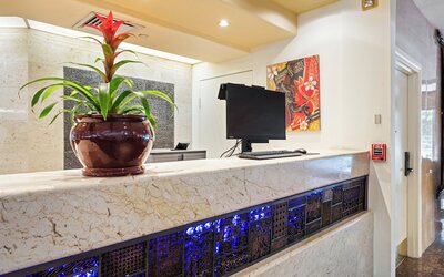 Luana Waikiki Hotel & Suites