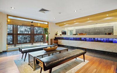 Luana Waikiki Hotel & Suites