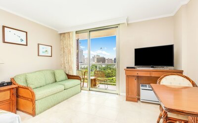 Luana Waikiki Hotel & Suites
