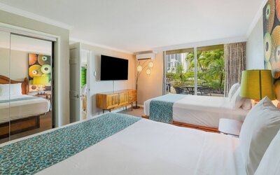 Luana Waikiki Hotel & Suites