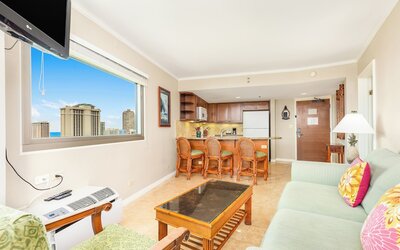 Luana Waikiki Hotel & Suites