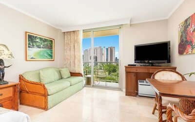 Luana Waikiki Hotel & Suites