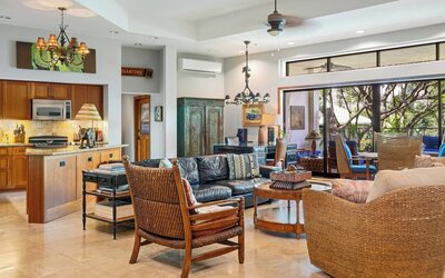 Luana Waikiki Hotel & Suites