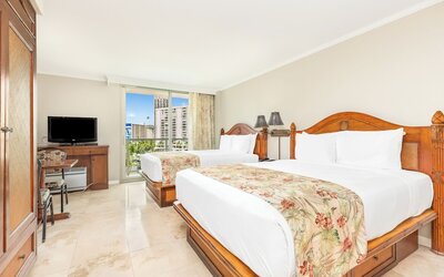 Luana Waikiki Hotel & Suites