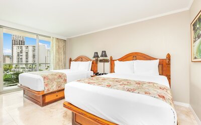 Luana Waikiki Hotel & Suites