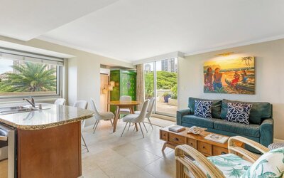 Luana Waikiki Hotel & Suites