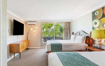 Luana Waikiki Hotel & Suites