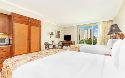 Luana Waikiki Hotel & Suites