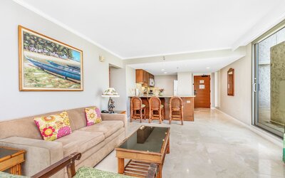Luana Waikiki Hotel & Suites