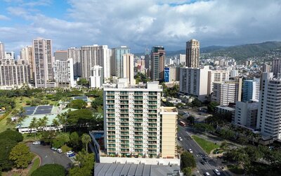 Luana Waikiki Hotel & Suites