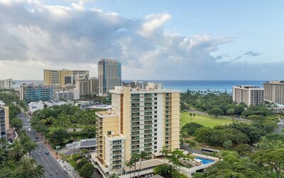 Luana Waikiki Hotel & Suites