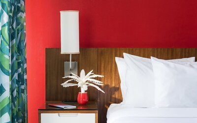 Shoreline Hotel Waikiki