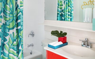 Shoreline Hotel Waikiki