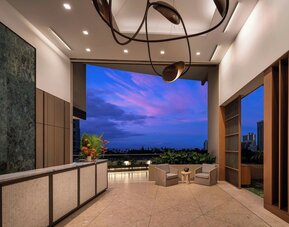 The Ritz-Carlton Residences, Waikiki Beach