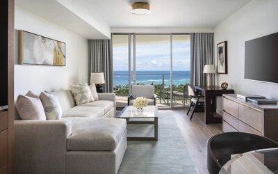 The Ritz-Carlton Residences, Waikiki Beach