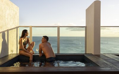 The Ritz-Carlton Residences, Waikiki Beach